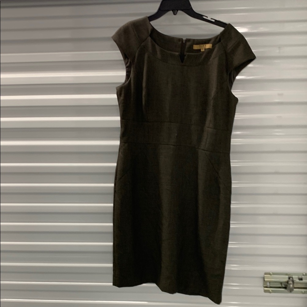Alex Marie Black Sheath Mini Dress Cap Sleeve Scoop Neck *